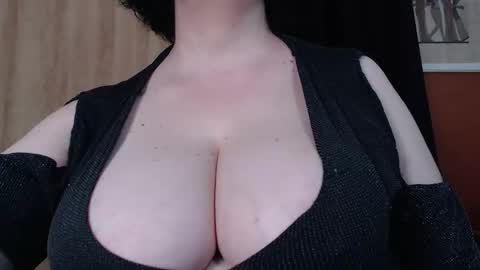 Snapshot of kinkyblacky chatting on May 5, 2026, 9:56 pm MistressBlacky online show from May 5, 2026, 9:56 pm