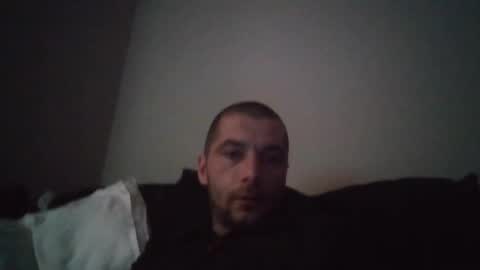 Snapshot of kinkycouple147 chatting on March 25, 2026, 7:42 pm kinkycouple147 online show from March 25, 2026, 7:42 pm