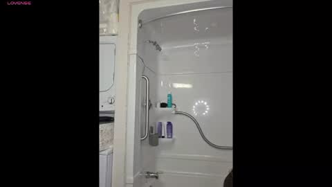 Maysie and Hunter online show from April 6, 2026, 1:03 am