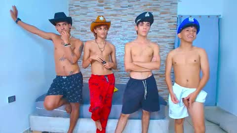 Snapshot of kinkyhousexxx chatting on October 27, 2025, 7:56 am kinkyhousexxx online show from October 27, 2025, 7:56 am