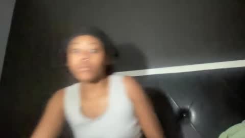 Bunniii online show from February 1, 2025, 12:07 am