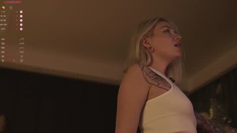 kinkylina_ online show from January 4, 2025, 3:17 pm