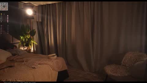 kinkylina_ online show from October 4, 2025, 1:31 pm