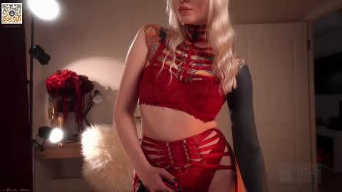 kinkylina_ online show from May 24, 2026, 3:06 pm