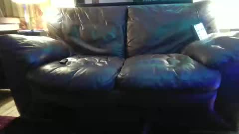 kinkysubmtl online show from February 14, 2026, 9:28 am