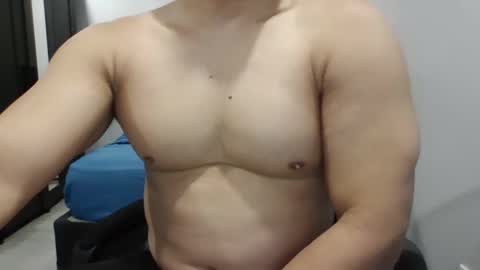 Snapshot of kinkytony1 chatting on September 13, 2025, 1:33 pm kinkytony1 online show from September 13, 2025, 1:33 pm