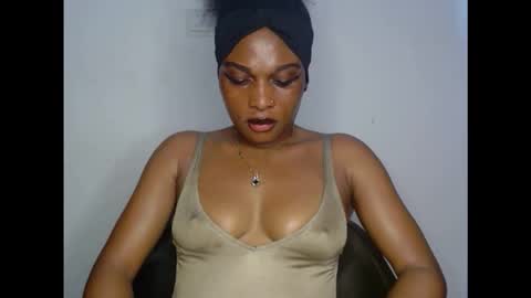 kinkyxxnasty online show from November 3, 2025, 1:45 pm