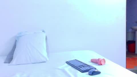 Snapshot of kinkyy_redhead chatting on May 14, 2026, 11:50 am kinkyy_redhead online show from May 14, 2026, 11:50 am
