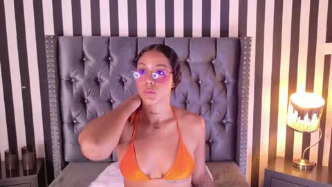 Snapshot of kinsleybrown chatting on May 19, 2026, 10:10 am CALL ME KINSLEY online show from May 19, 2026, 10:10 am