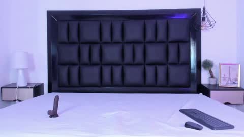 kiomi_san online show from February 5, 2025, 8:25 pm