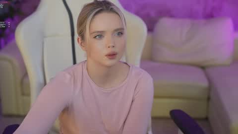 Sweet girls online show from March 3, 2025, 2:04 am