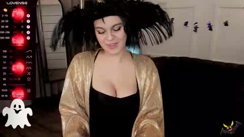 kira_energy online show from October 30, 2025, 2:13 am