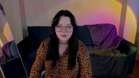 kira online show from February 10, 2026, 2:15 am