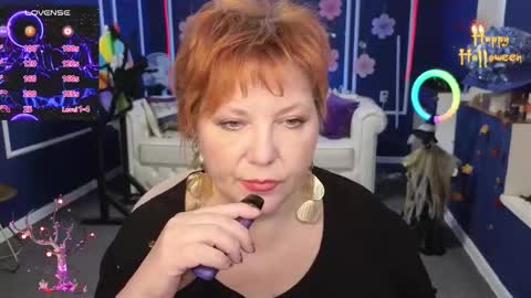 Snapshot of kira_kennet chatting on October 29, 2025, 7:32 am Kira Kennet online show from October 29, 2025, 7:32 am