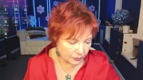Kira Kennet online show from November 18, 2025, 3:34 am