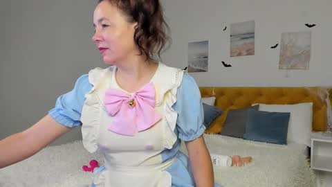 kiraadamss online show from November 2, 2025, 1:08 am