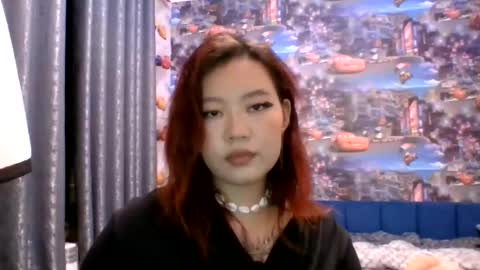 Kira online show from September 15, 2025, 4:07 pm