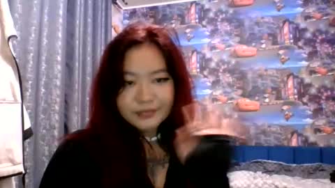 Kira online show from September 18, 2025, 5:48 pm