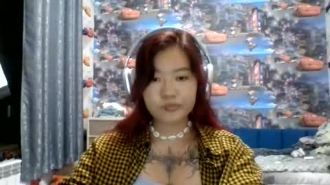 Kira online show from September 21, 2025, 5:25 pm