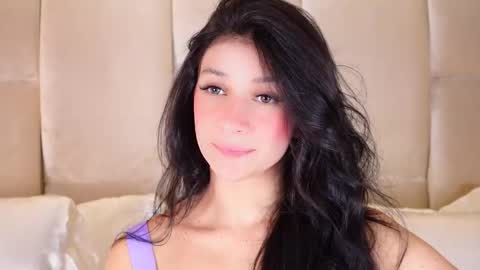 kira online show from October 5, 2025, 11:13 pm