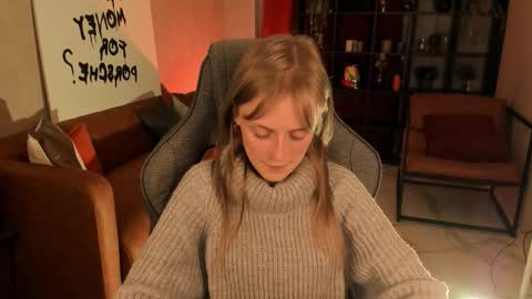 Kira online show from September 26, 2025, 6:12 pm