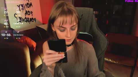 Kira online show from October 23, 2025, 8:40 pm