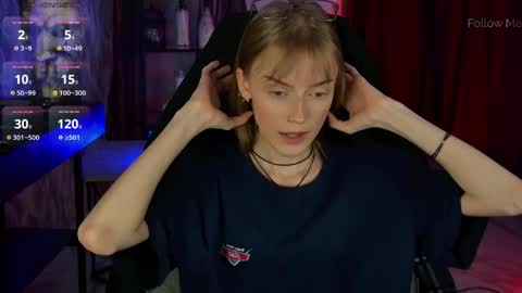 Kira online show from April 12, 2026, 3:00 am