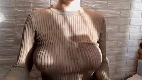 kiranightlyxo online show from February 18, 2025, 2:27 pm