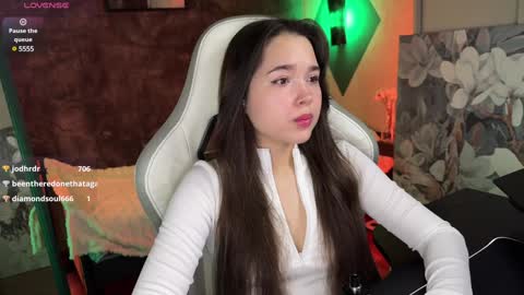 Kira online show from February 4, 2025, 12:55 pm