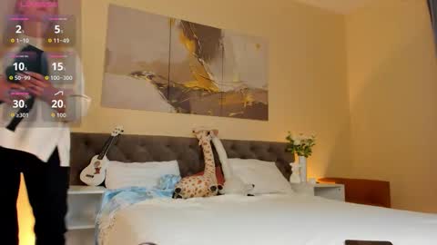 KiraSun online show from October 16, 2025, 12:06 pm