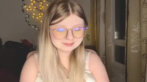 KiraYume online show from July 16, 2026, 10:16 pm