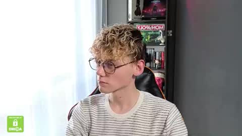 Kirill and Andrey online show from October 7, 2025, 12:35 pm