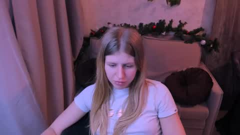 Kira online show from December 18, 2024, 10:13 pm