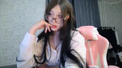 Nicole online show from September 20, 2025, 6:20 pm