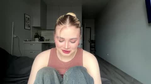 Kira online show from April 15, 2026, 10:00 am