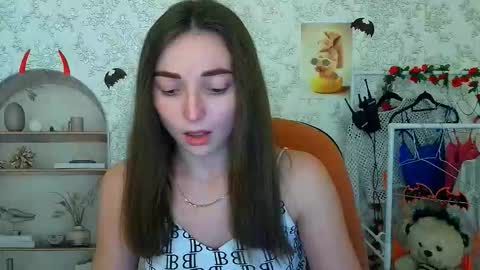 Valeria online show from October 28, 2025, 2:20 pm