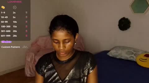 Violet  online show from December 11, 2024, 3:35 am