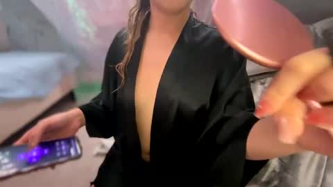 Kissah Kreampuff online show from February 25, 2025, 9:24 pm