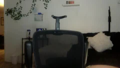 Kissah Kreampuff online show from September 23, 2025, 3:42 am