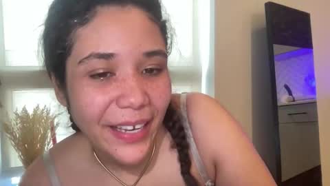 Snapshot of kissandcurrency chatting on February 26, 2026, 4:39 pm Kiss Currency online show from February 26, 2026, 4:39 pm