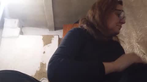 kissandvibe online show from October 21, 2025, 7:14 pm