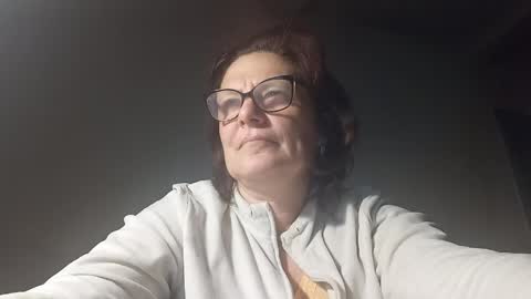 kissandvibe online show from April 27, 2026, 7:45 pm