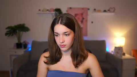 Snapshot of kissiecat chatting on November 13, 2025, 2:05 pm Sisi online show from November 13, 2025, 2:05 pm