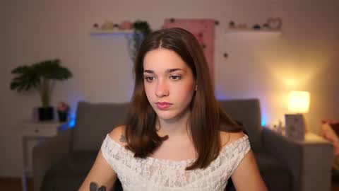 Snapshot of kissiecat chatting on November 27, 2025, 2:19 pm Sisi online show from November 27, 2025, 2:19 pm