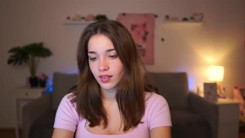 Snapshot of kissiecat chatting on December 16, 2025, 7:19 pm Sisi online show from December 16, 2025, 7:19 pm