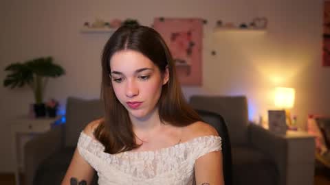 Snapshot of kissiecat chatting on December 17, 2025, 2:12 pm Sisi online show from December 17, 2025, 2:12 pm