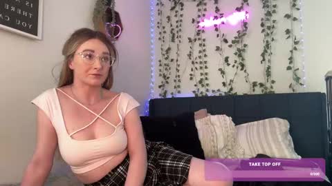 Kaitie online show from March 2, 2025, 4:32 pm