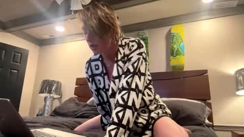 Snapshot of kisskatie chatting on February 4, 2026, 2:06 am Kaitie online show from February 4, 2026, 2:06 am