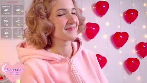 Snapshot of kisskiss_muah chatting on February 14, 2025, 2:23 pm Kate online show from February 14, 2025, 2:23 pm