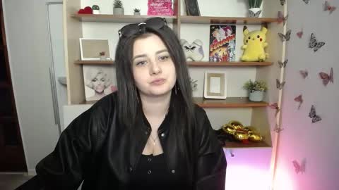 kissleoxx online show from May 14, 2026, 11:50 am
